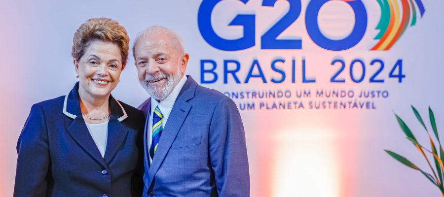 Rio de Janeiro(RJ), 23.07.2024 - Presidente da República, Luiz Inácio Lula da Silva, durante encontro com a Presidenta do NBD e Ex-Presidenta da República, Dilma Rousseff, antes da sessão de abertura da Reunião Ministerial da Força Tarefa do G20 para o Estabelecimento de uma Aliança Global contra a Fome e a Pobreza, na sede da ONG Ação da Cidadania. Foto: Ricardo Stuckert/PR